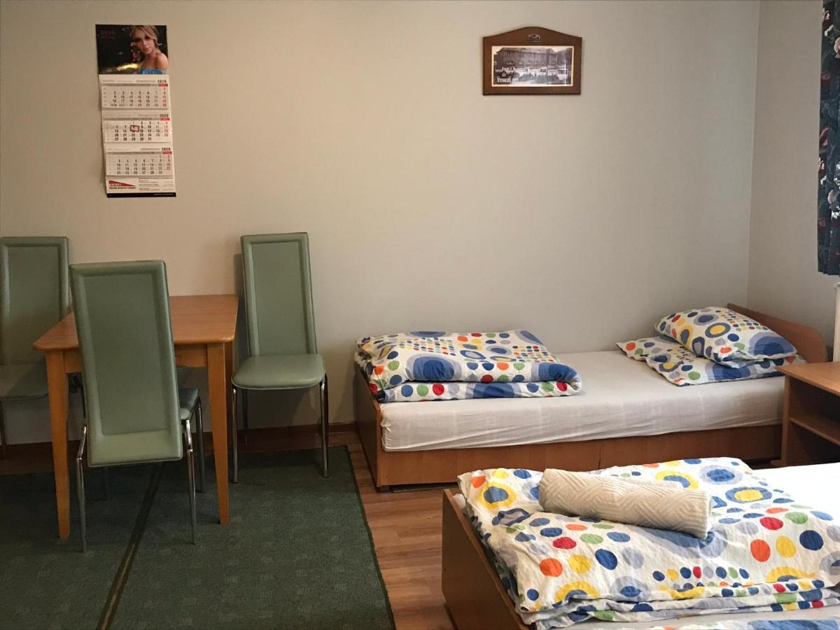 Stajnia Pod Debem Bed & Breakfast Starachowice Bagian luar foto
