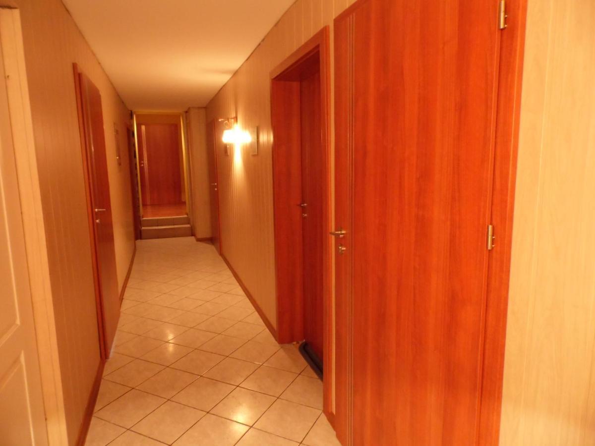 Stajnia Pod Debem Bed & Breakfast Starachowice Bagian luar foto
