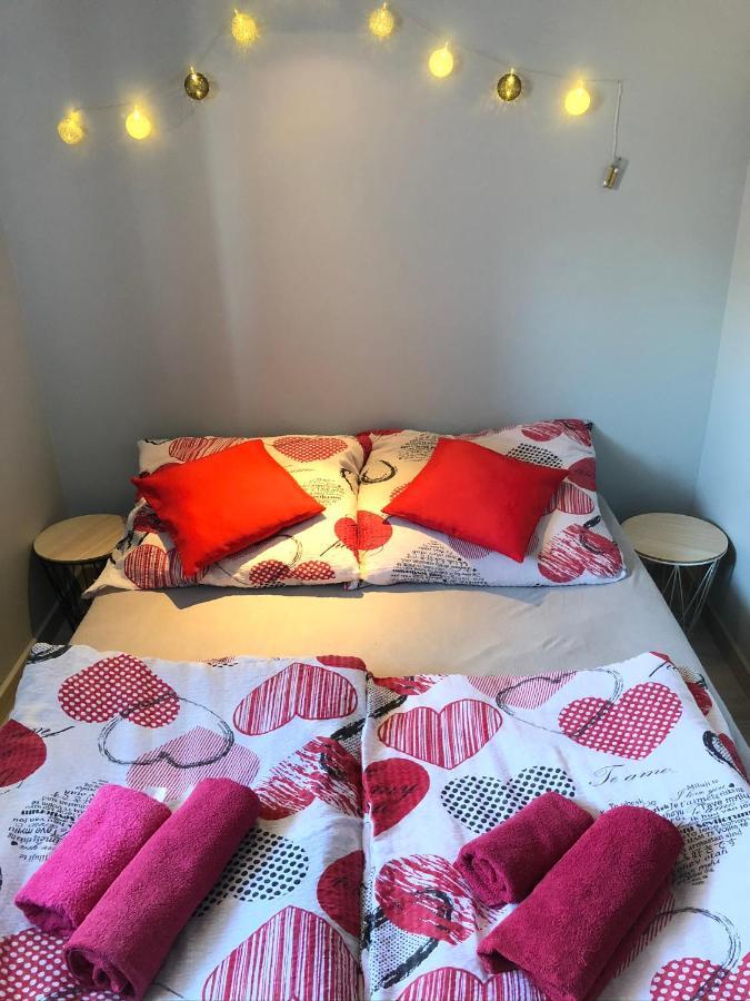 Stajnia Pod Debem Bed & Breakfast Starachowice Bagian luar foto