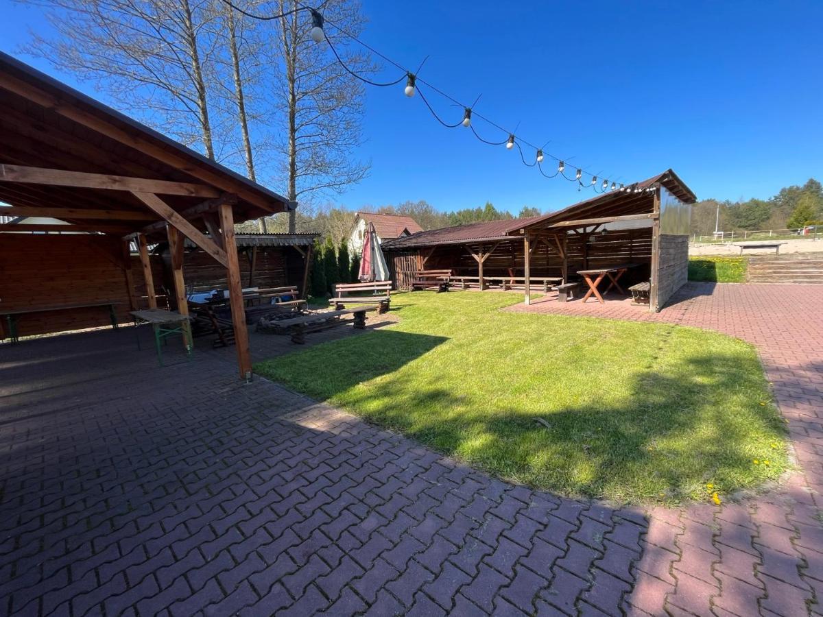 Stajnia Pod Debem Bed & Breakfast Starachowice Bagian luar foto