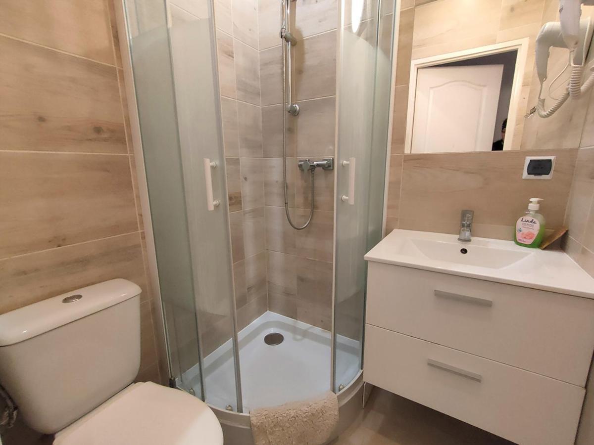 Stajnia Pod Debem Bed & Breakfast Starachowice Bagian luar foto