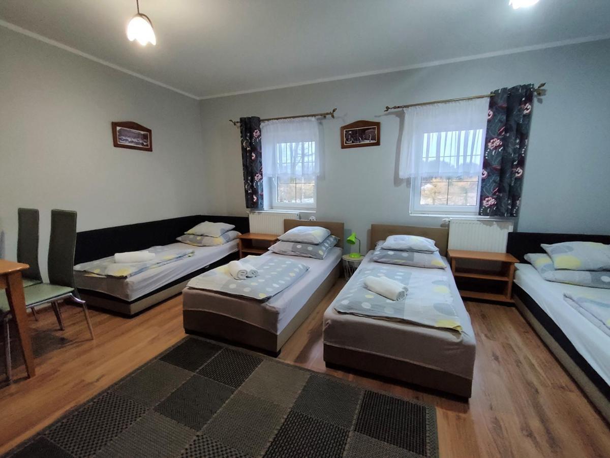 Stajnia Pod Debem Bed & Breakfast Starachowice Bagian luar foto