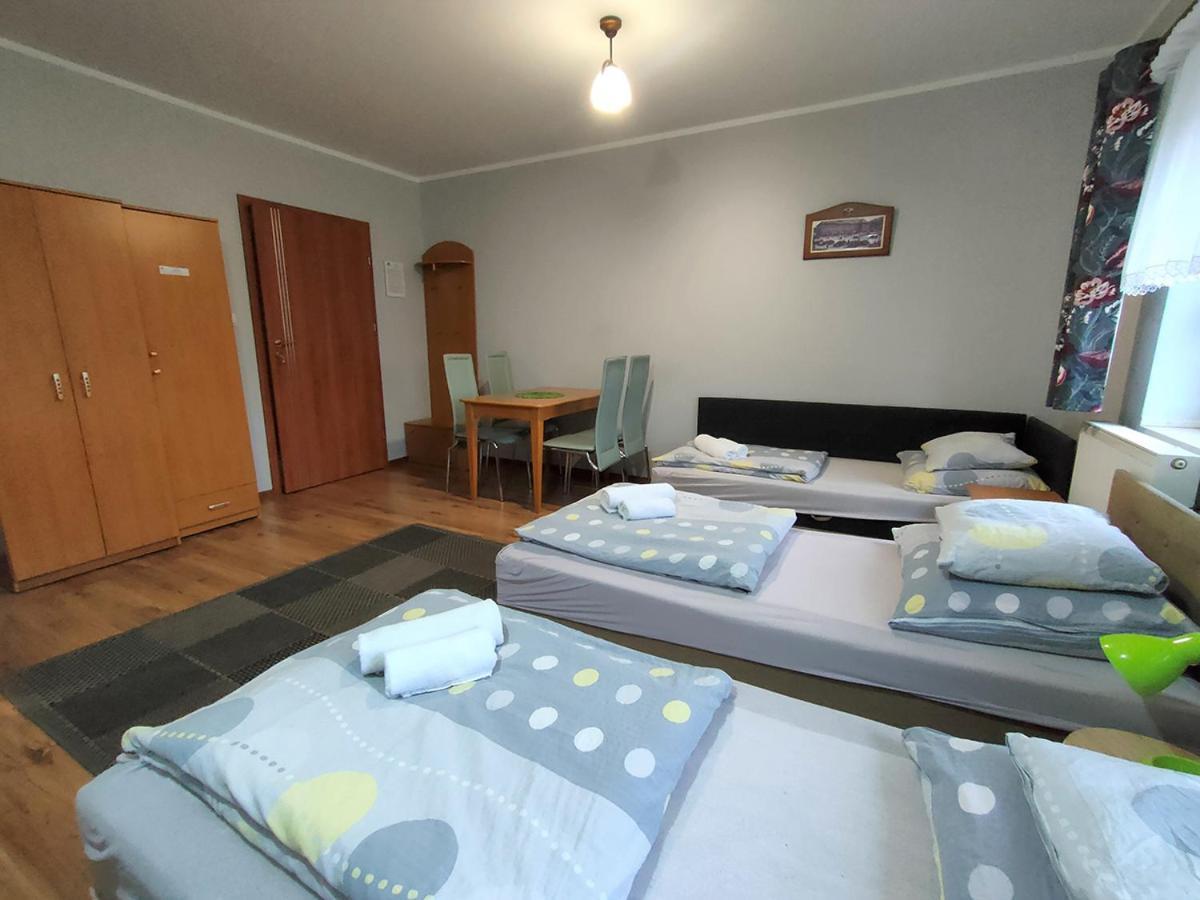 Stajnia Pod Debem Bed & Breakfast Starachowice Bagian luar foto